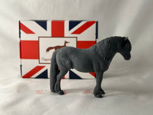 Load image into Gallery viewer, Copperfox Highland Pony Coppercub scale 1/32