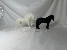 Load image into Gallery viewer, Copperfox Highland Pony Venti scale 1/20