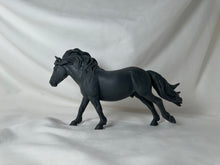 Load image into Gallery viewer, Copperfox Traditional Scale Scamp model