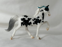 Load image into Gallery viewer, Breyer Alana Stablemates Club 2025 Tennessee Walking Horse