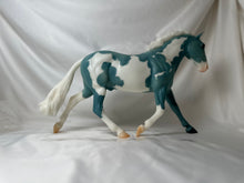 Load image into Gallery viewer, Breyerfest Surprise Model Wedgewood Pinto